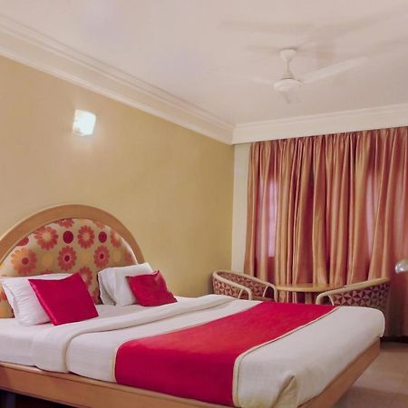 Capital O 333 Hotel Crystal Homes Bangalore Eksteriør billede