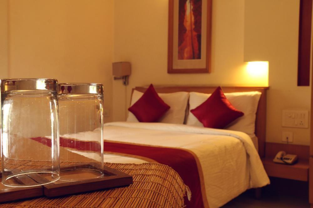 Capital O 333 Hotel Crystal Homes Bangalore Eksteriør billede