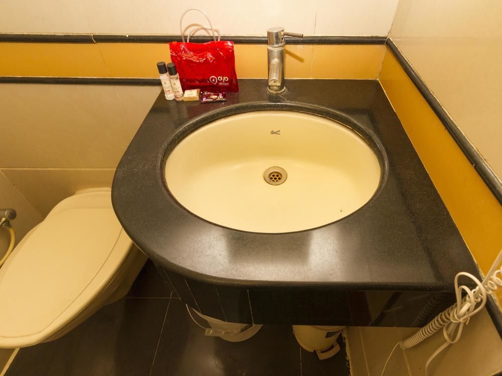 Capital O 333 Hotel Crystal Homes Bangalore Eksteriør billede