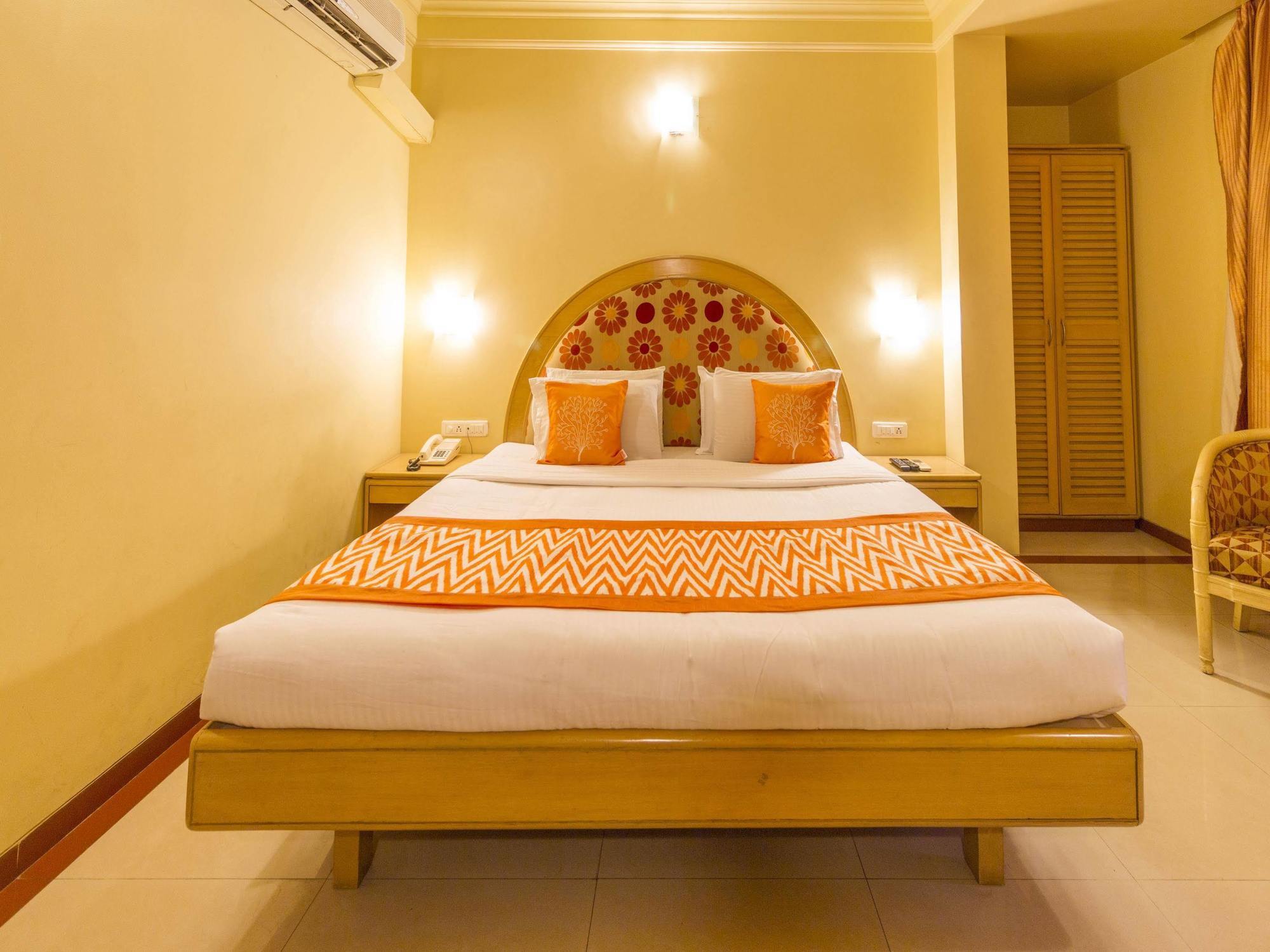 Capital O 333 Hotel Crystal Homes Bangalore Eksteriør billede